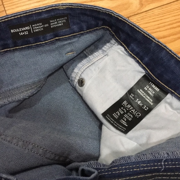 Buffalo Mid-Rise Straight Leg Jeans - Picture 6 of 6